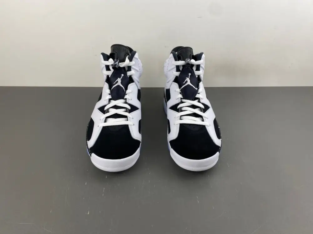 Air Jordan 6 'Oreo' 