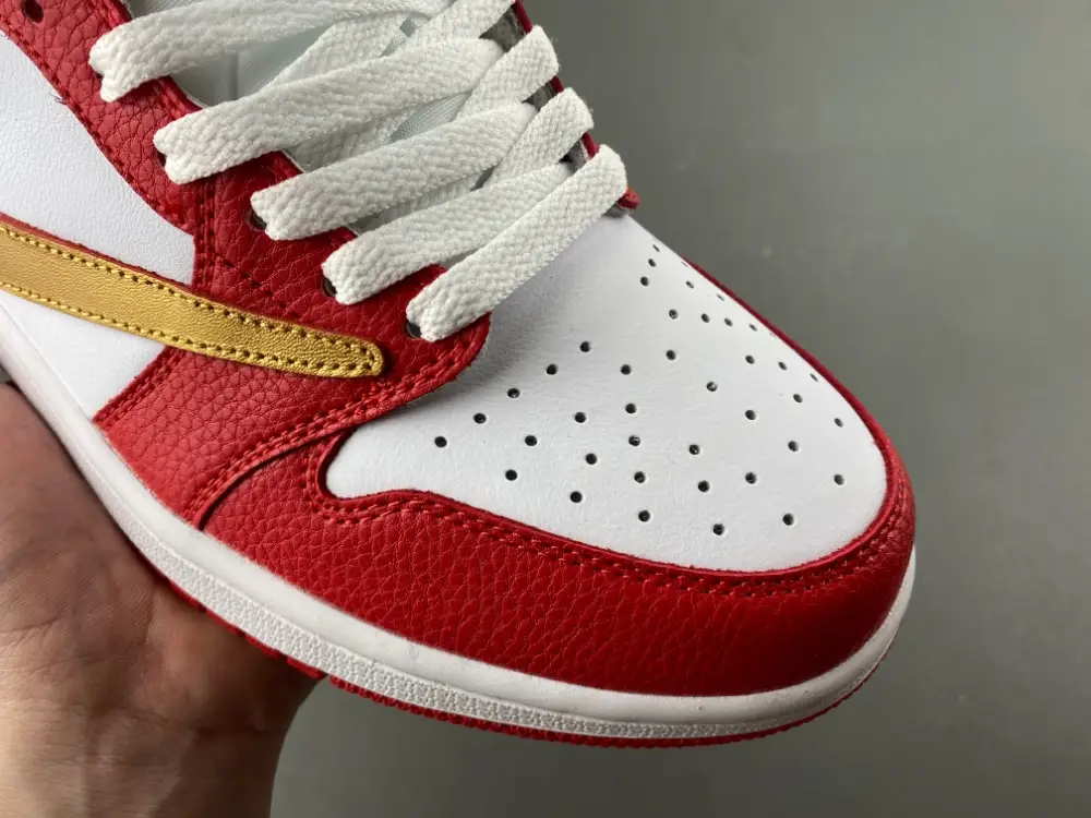 Travis Scott x Air Jordan 1 Low 