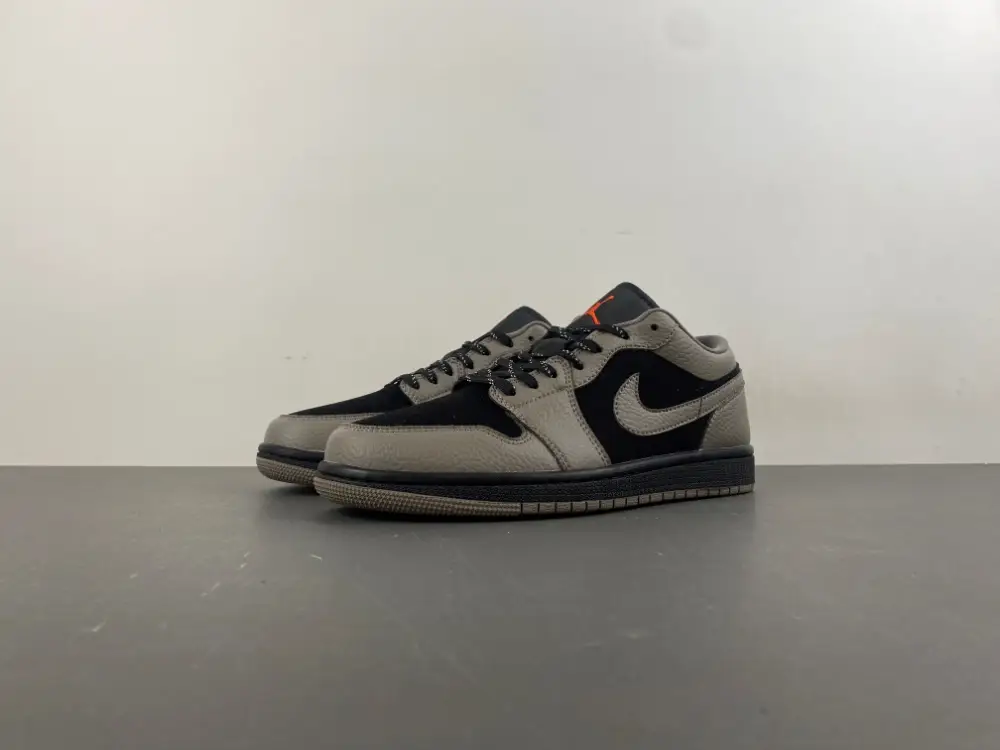 Air Jordan 1 Low 