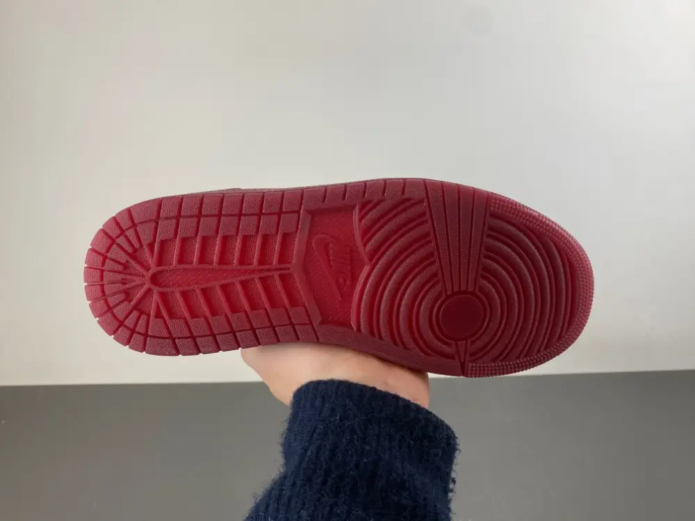 Air Jordan 1 Low 