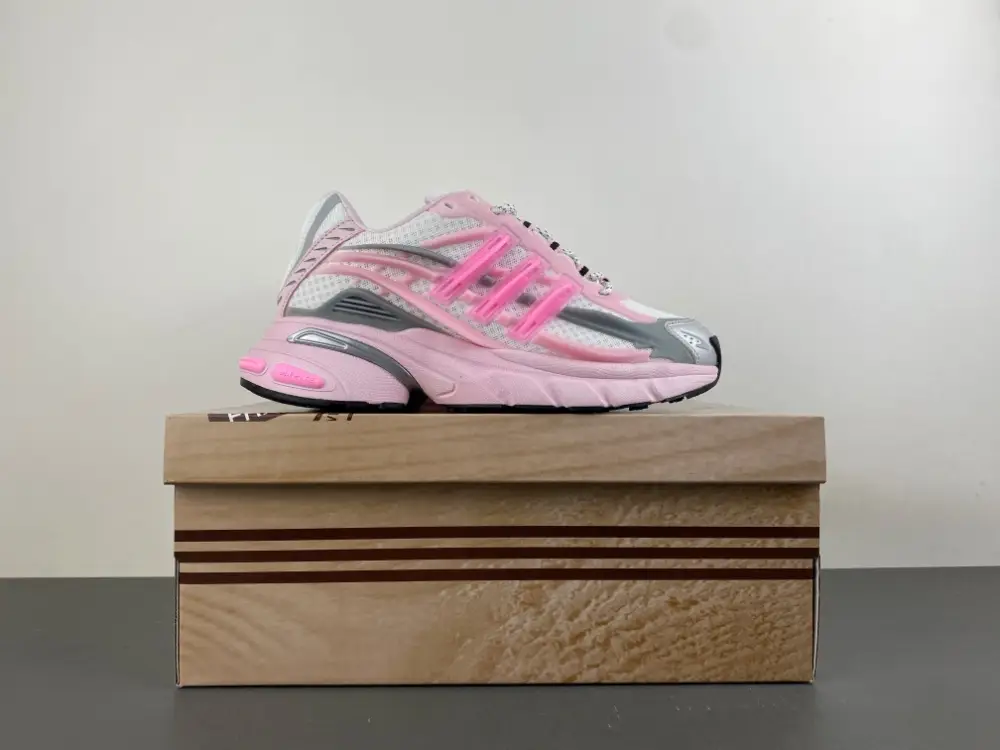 adidas Wmns Adistar XLG 2.0 