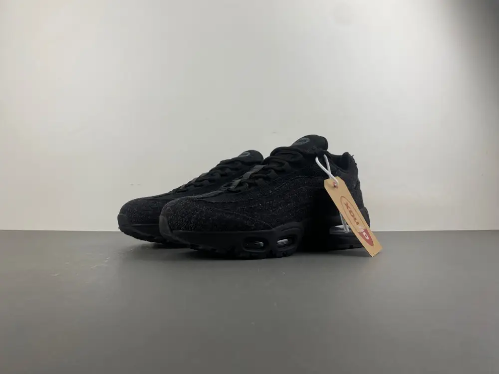 Air Max 95 x Levi's® Black  DAD2