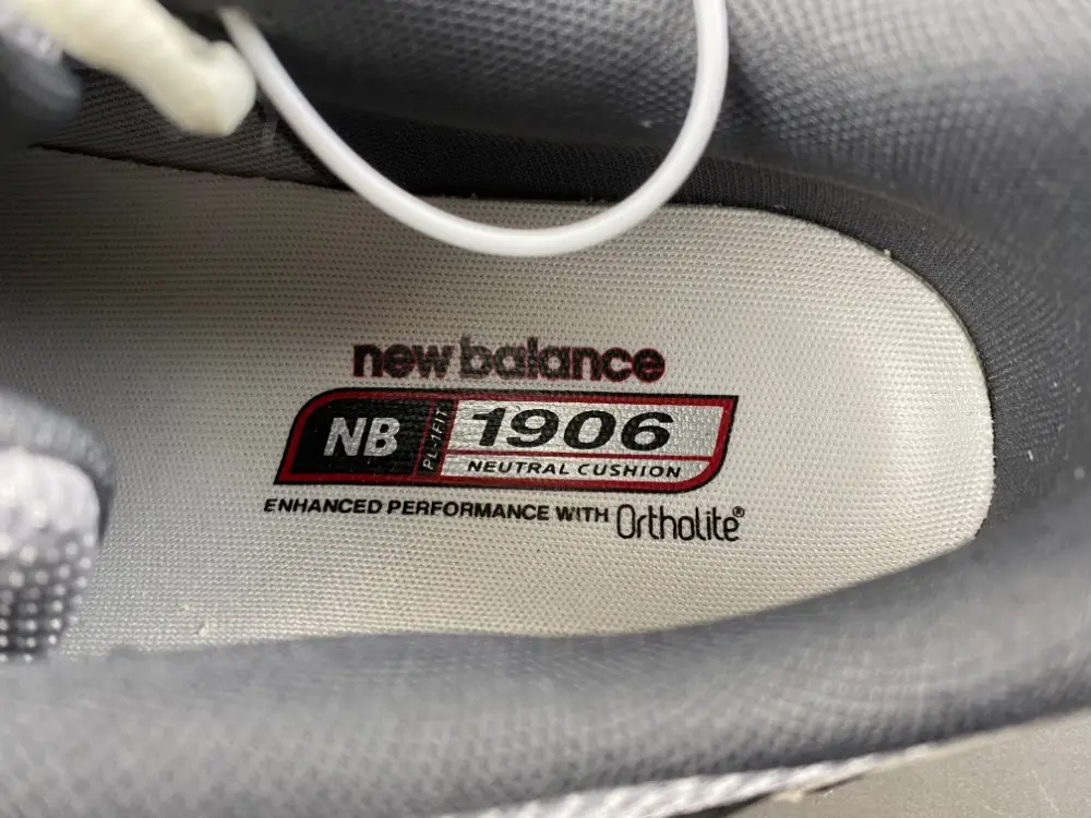 New Balance 19066 