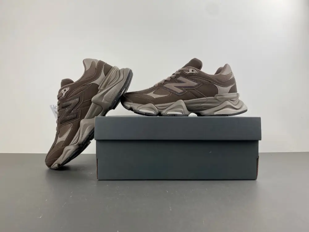 New Balance 9060 ' 