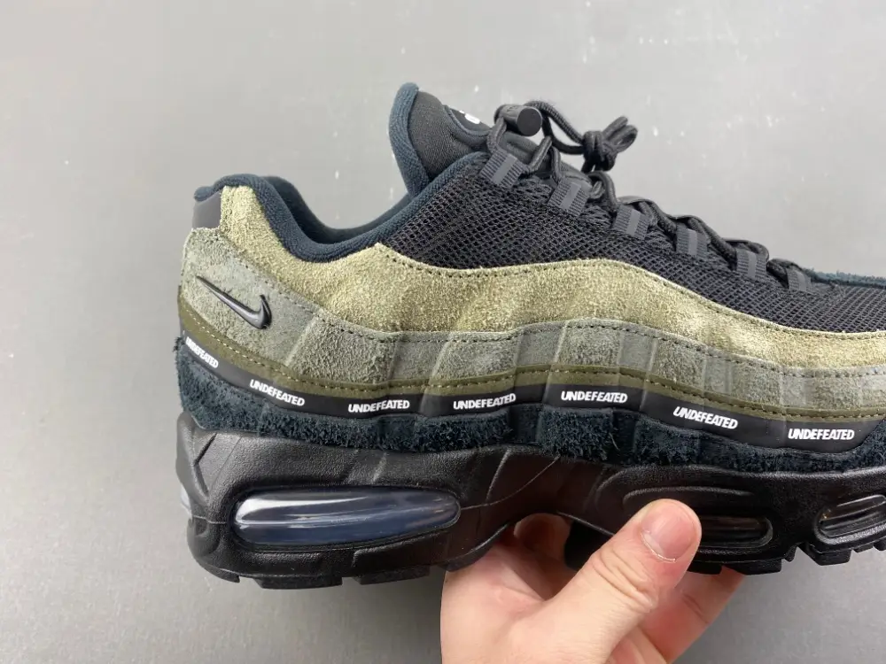 Undefeated x Air Max 95 