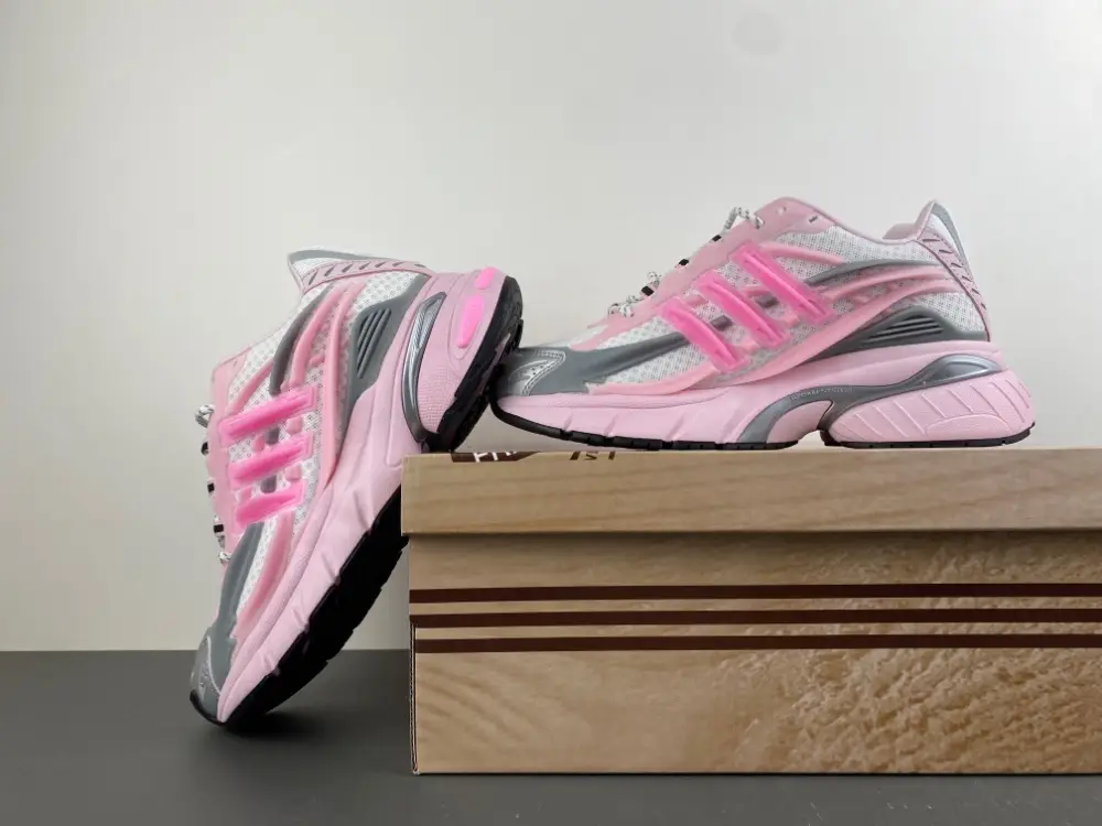 adidas Wmns Adistar XLG 2.0 