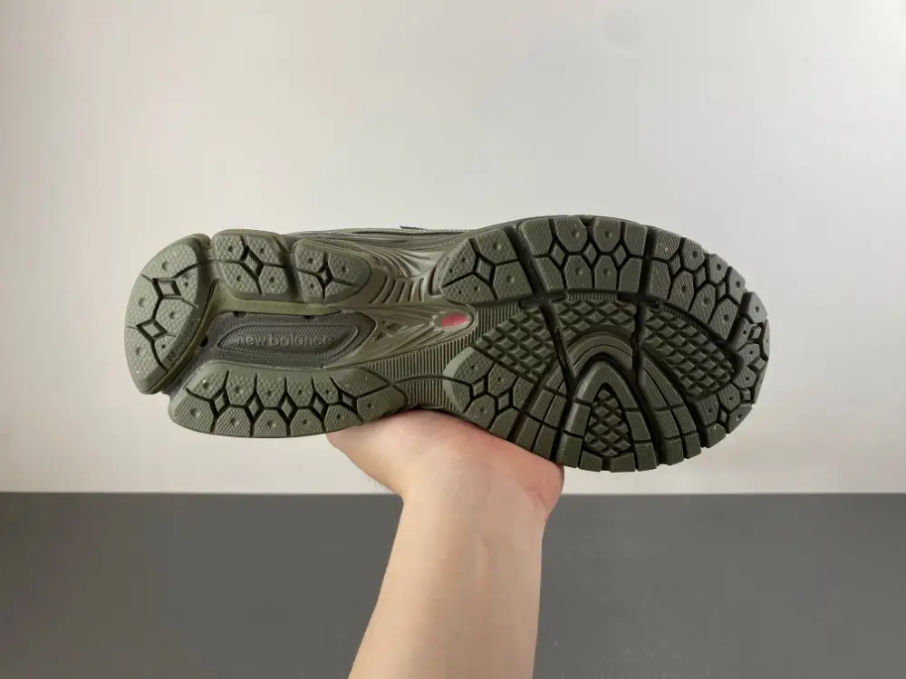 New Balance 1906ROG 