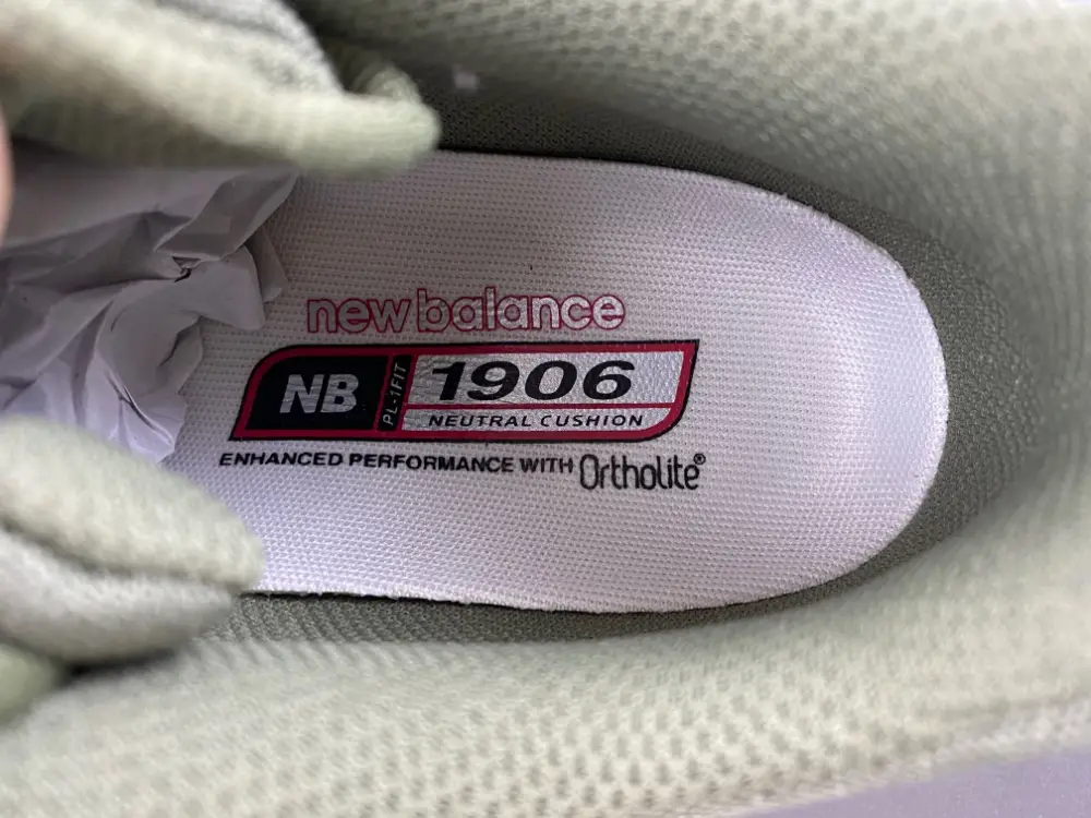 New Balance 1906ROG 