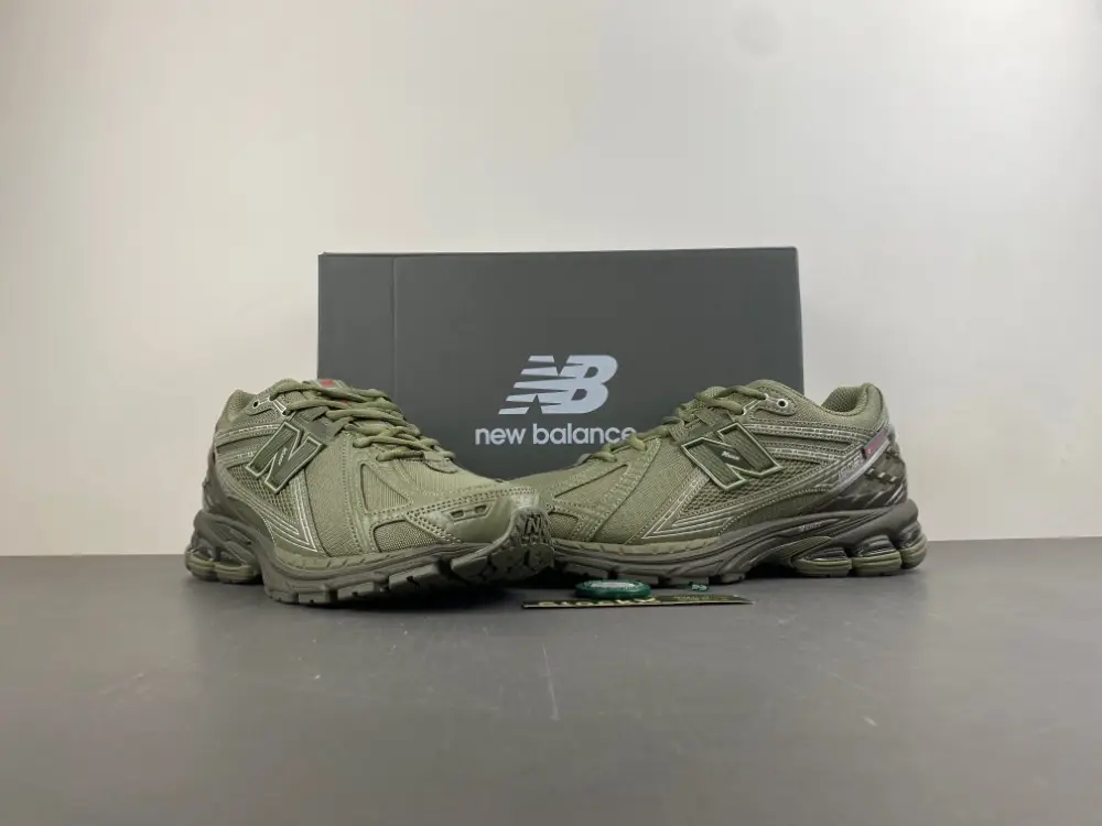 New Balance 1906ROG 