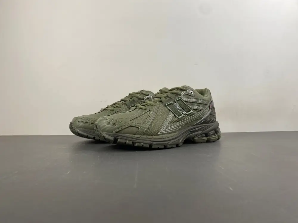 New Balance 1906ROG 