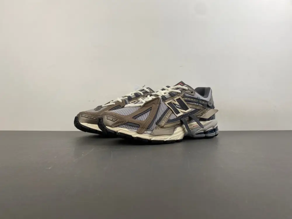 New Balance 19066 