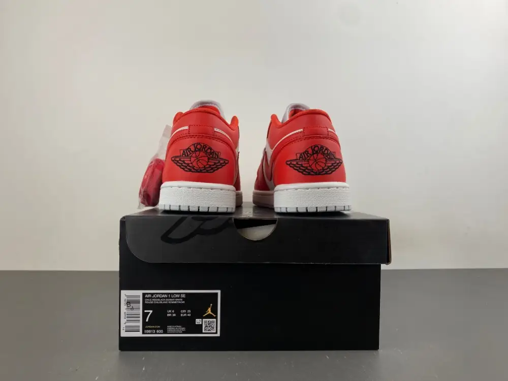 Air Jordan 1 Low 