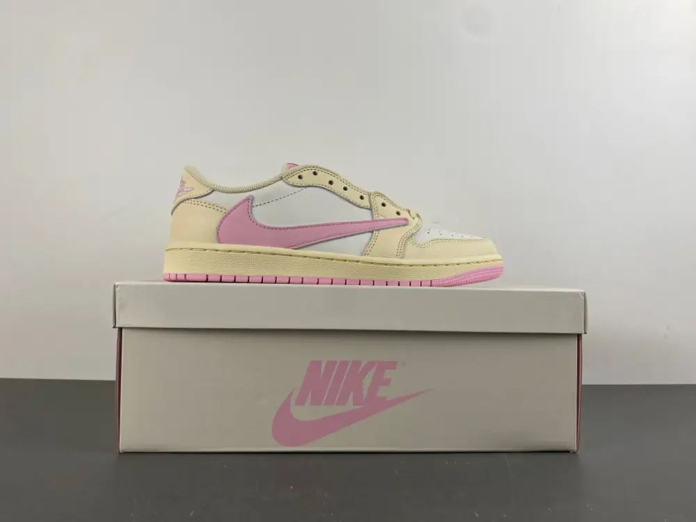 Travis Scott x Air Jordan 1 Low OG Shy Pink 