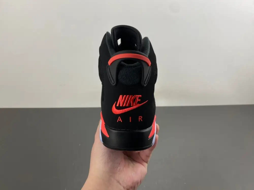Air Jordan 6 Retro