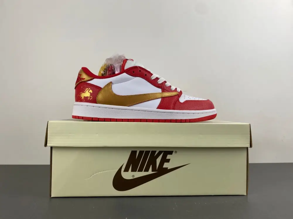 Travis Scott x Air Jordan 1 Low 