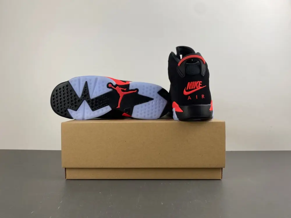 Air Jordan 6 Retro