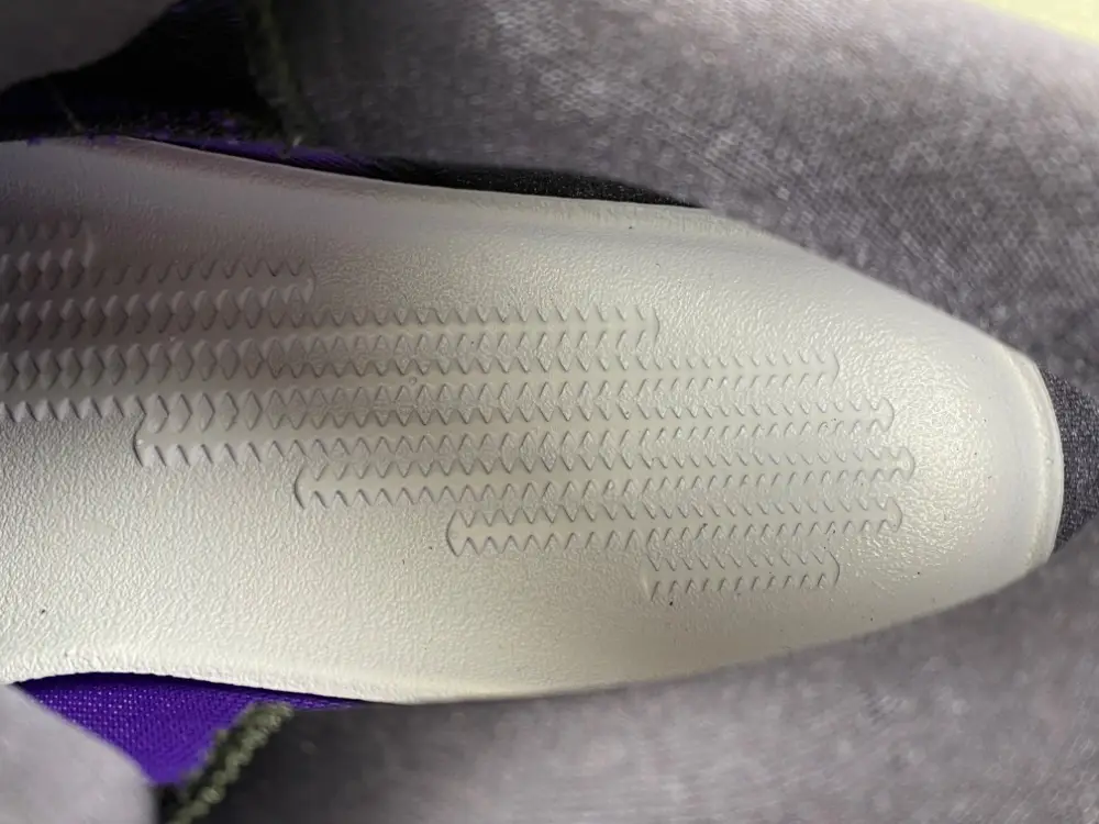 Kobe IX Elite Low Protro 