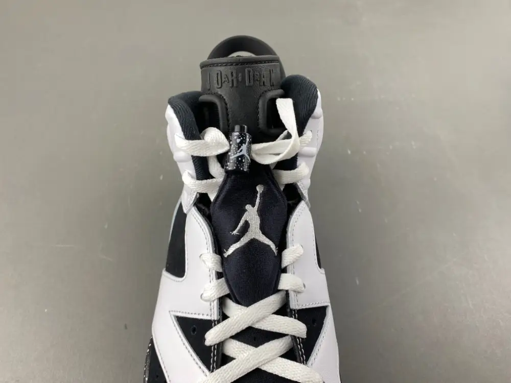 Air Jordan 6 'Oreo' 