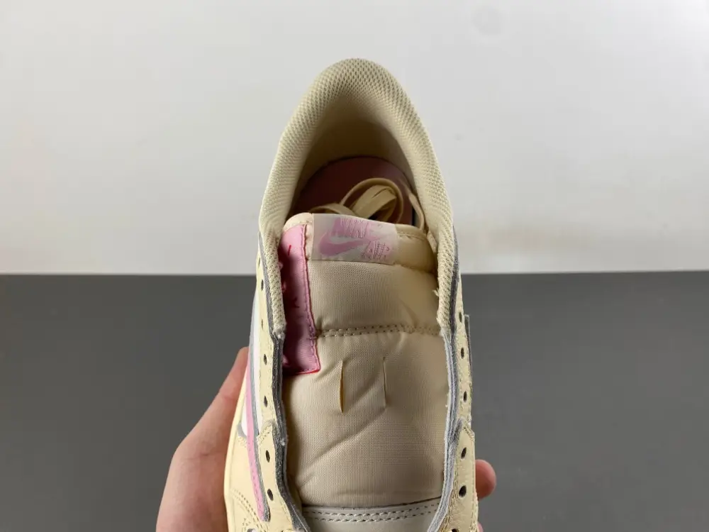 Travis Scott x Air Jordan 1 Low OG Shy Pink 