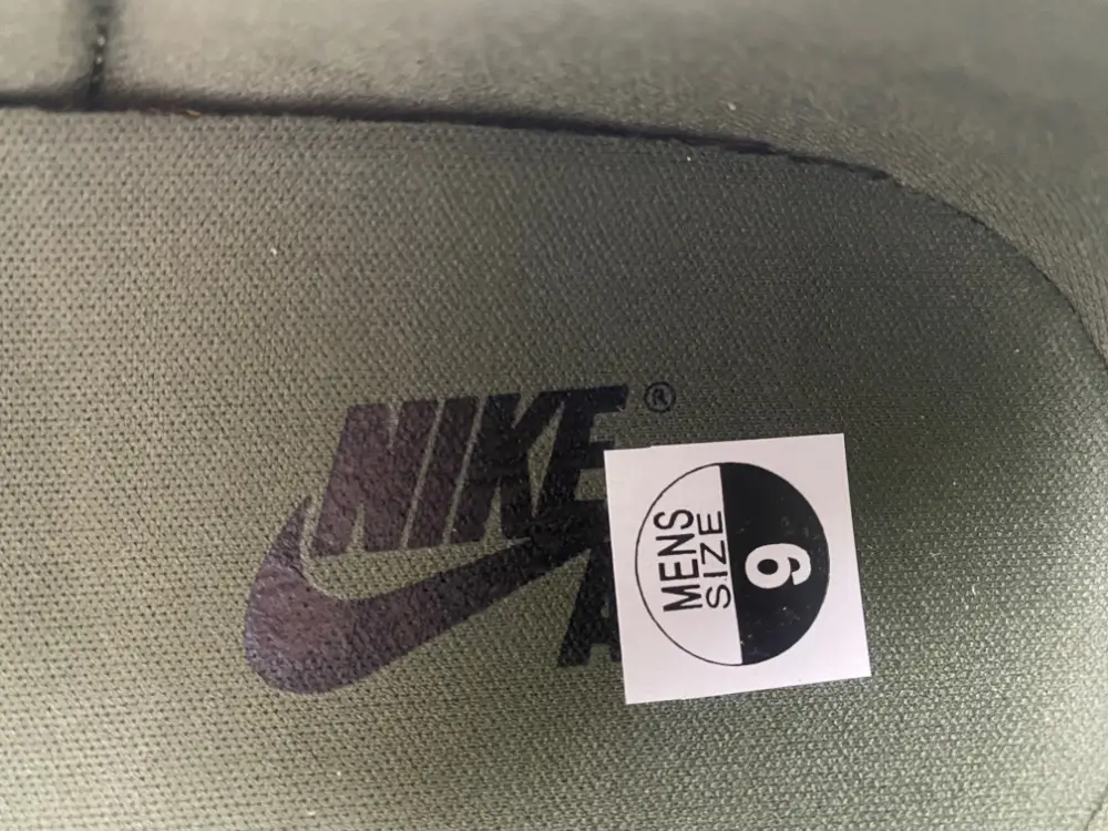 Air Jordan 1 Retro Low 