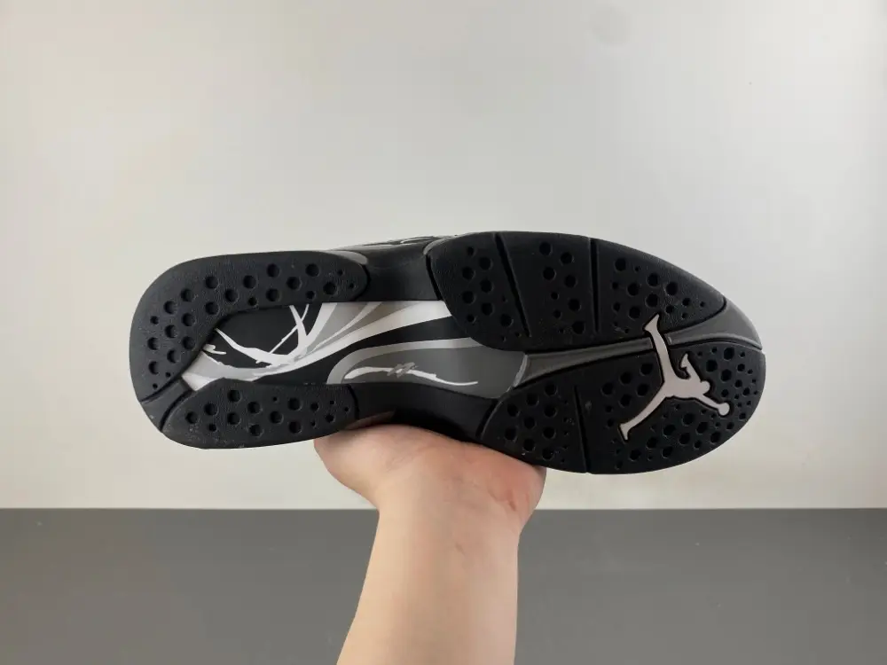 Air Jordan 8 