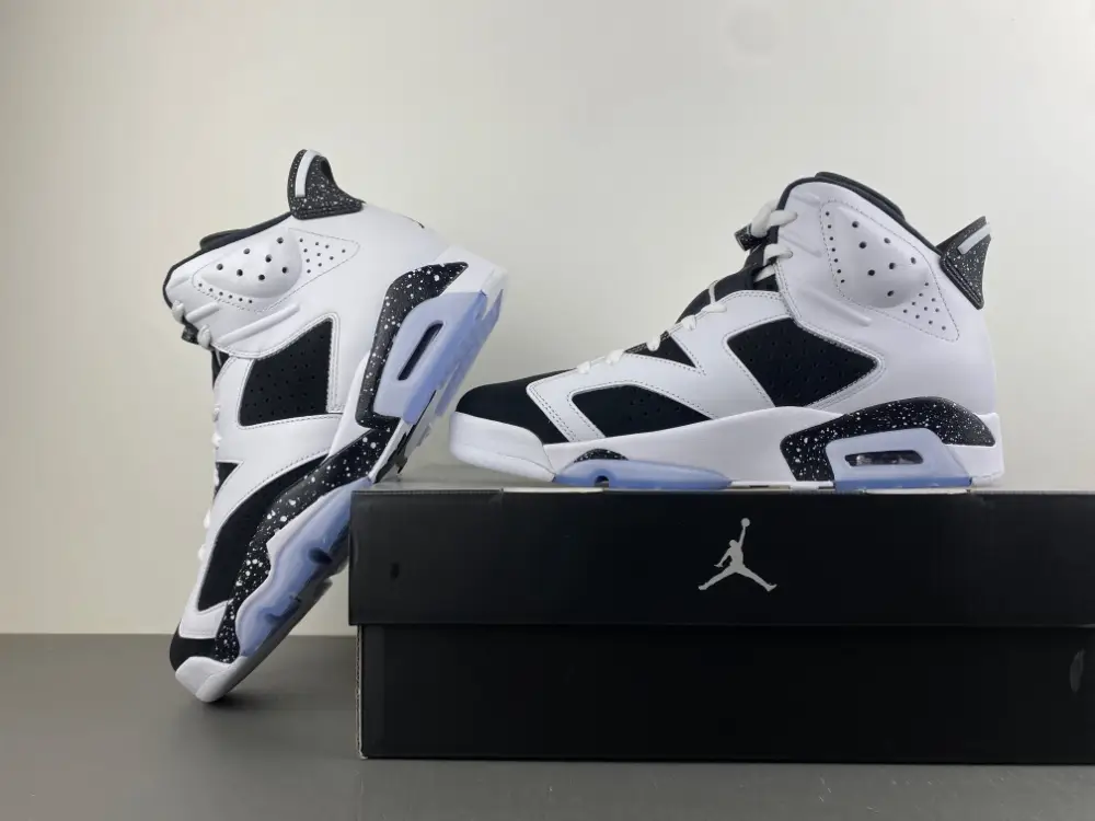 Air Jordan 6 'Oreo' 