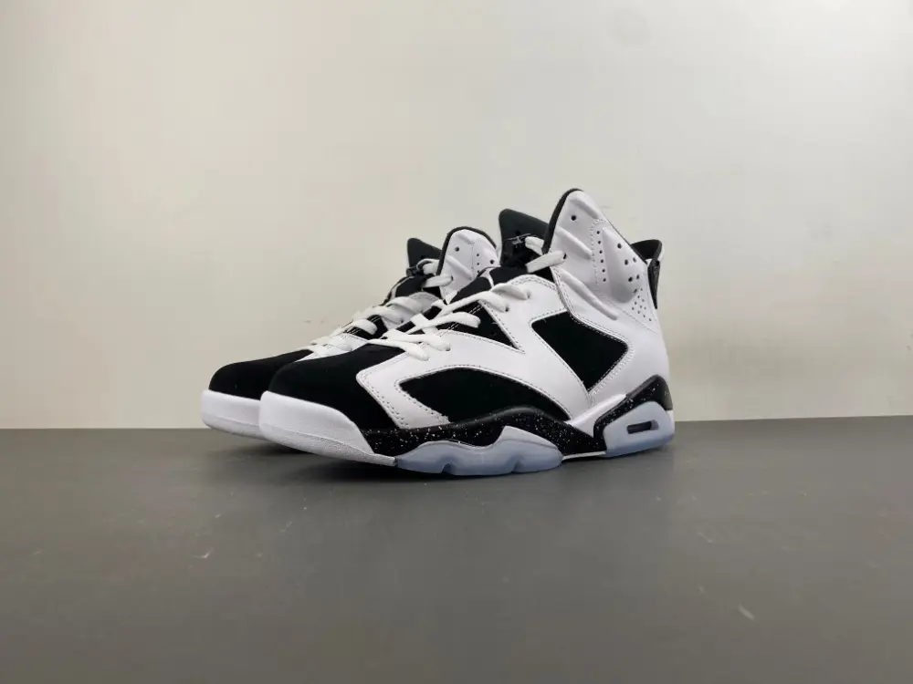 Air Jordan 6 'Oreo' 