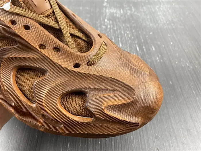 adidas adiFOM Q 