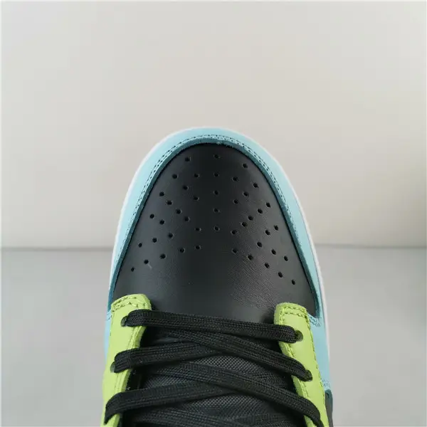 Nike Dunk Low LE Oil Green Multi Camo 
