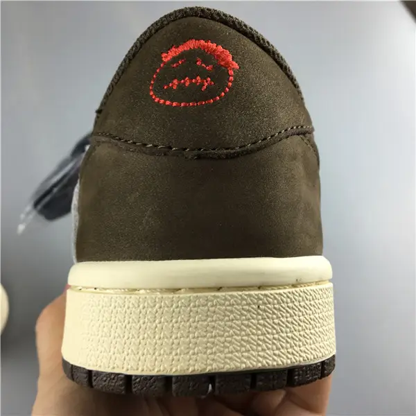 Jordan 1 Retro Low OG SP Travis Scott 