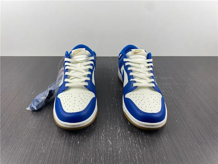 Nike Dunk Low Kansas City Royals 