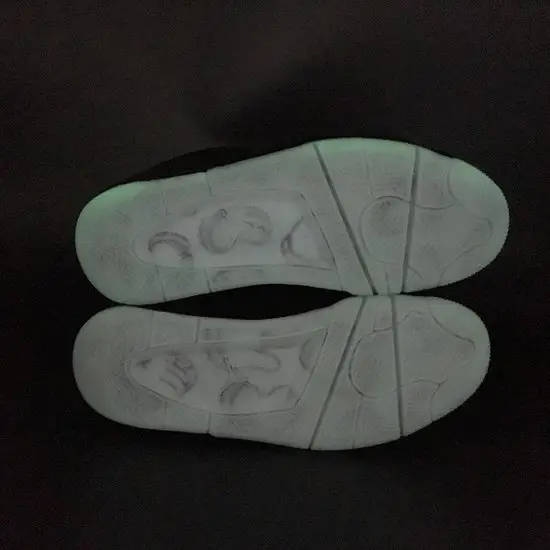 KAWS X Air Jordan 4 Cool 