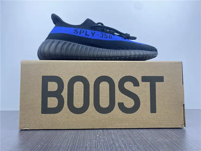 Yeezy 350 Boost V2 
