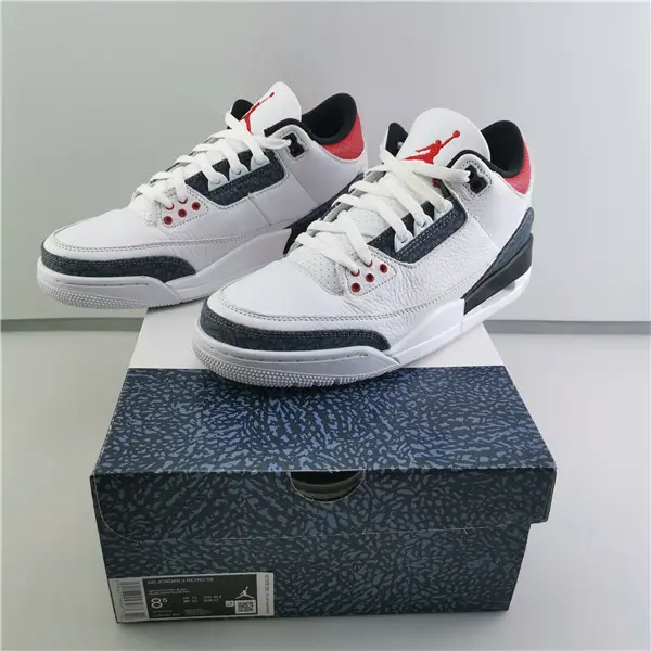 AIR JORDAN 