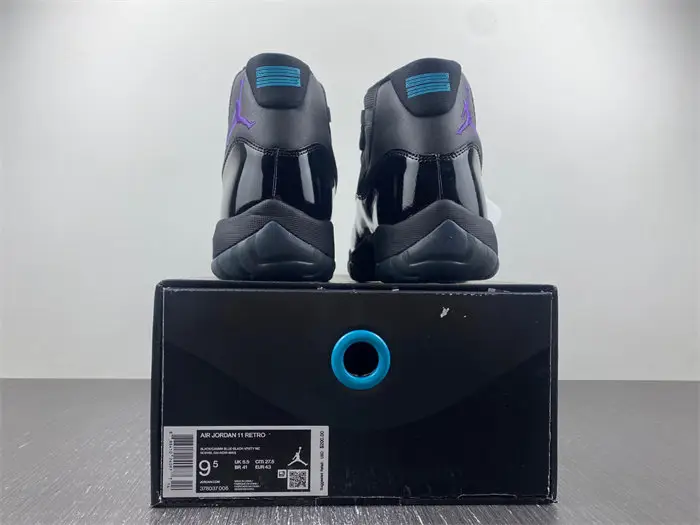 Air Jordan Retro 11 Gamma 