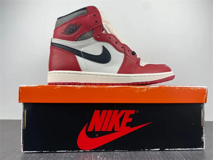 Jordan 1 Retro High OG Chicago Lost and Found 