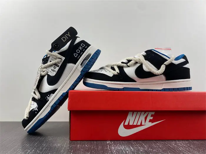 Nike SB Dunk Low 