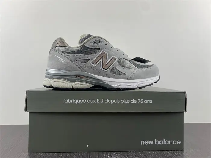 New Balance 990v3 Grey 