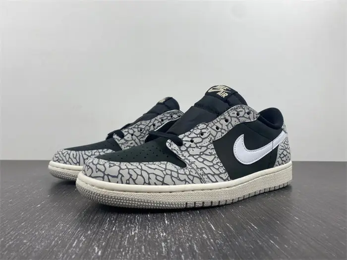 Air Jordan 1 Low 