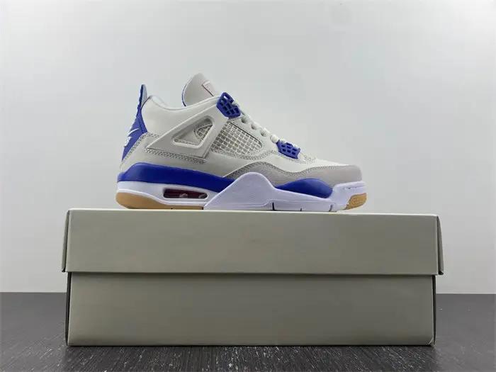 Jordan 4 Retro SB 