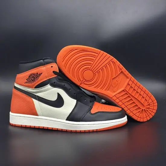 AIR JORDAN 1 RETRO HIGH 