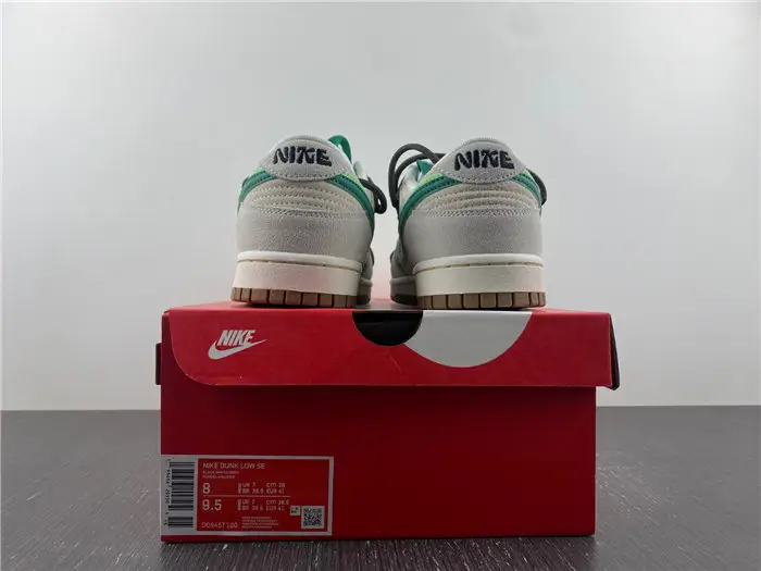 Nike Dunk Low SE 85 