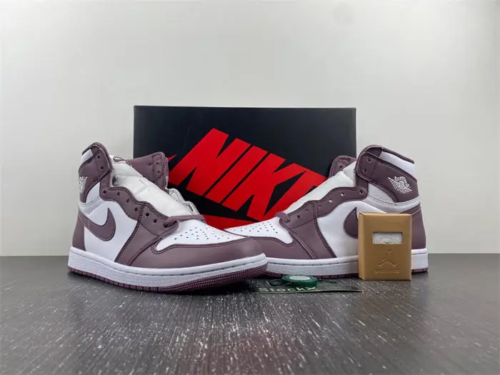 Jordan 1 Retro High OG Sky J Mauve 