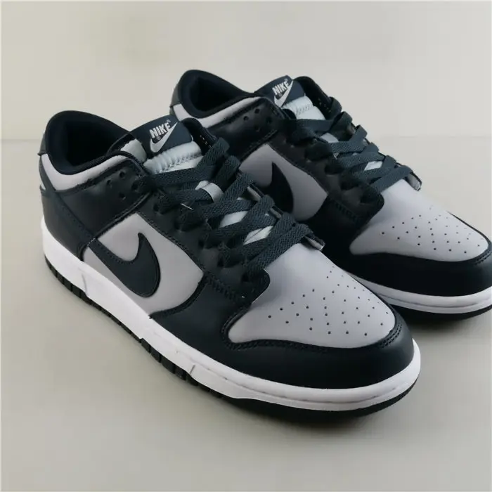 Nike Dunk Low SE 