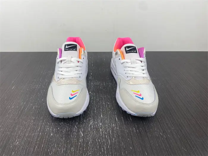 Nike Air Max 1 Unlock Your Space 