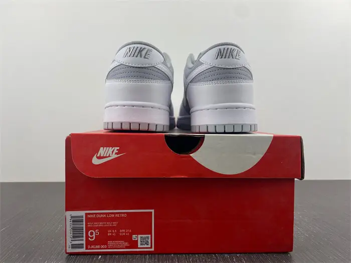 Nike Dunk Low Retro White Grey 