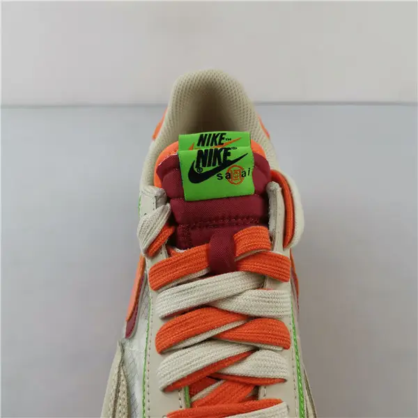 NIKE LDWAFFLE CLOT SACAI NET ORANGE BLAZE - 