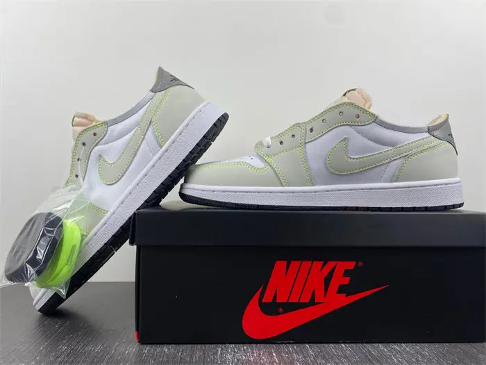 Nike Air Jordan 1 Low 