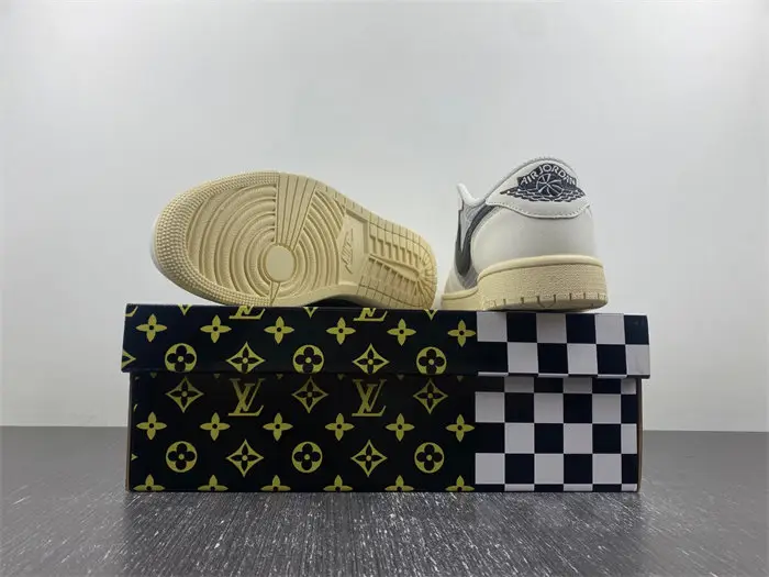 Air Jordan 1 Low AJ1 
