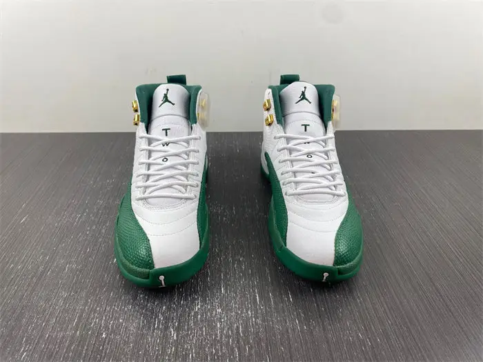 Air Jordan 12 